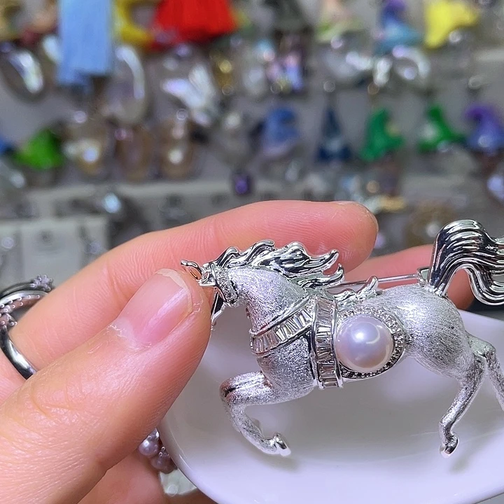 淡水珍珠颈饰合金19