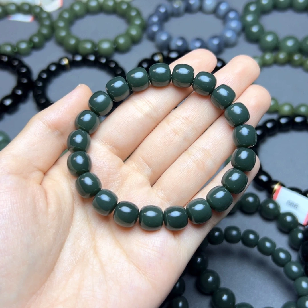 等***.和田玉未镶嵌手链