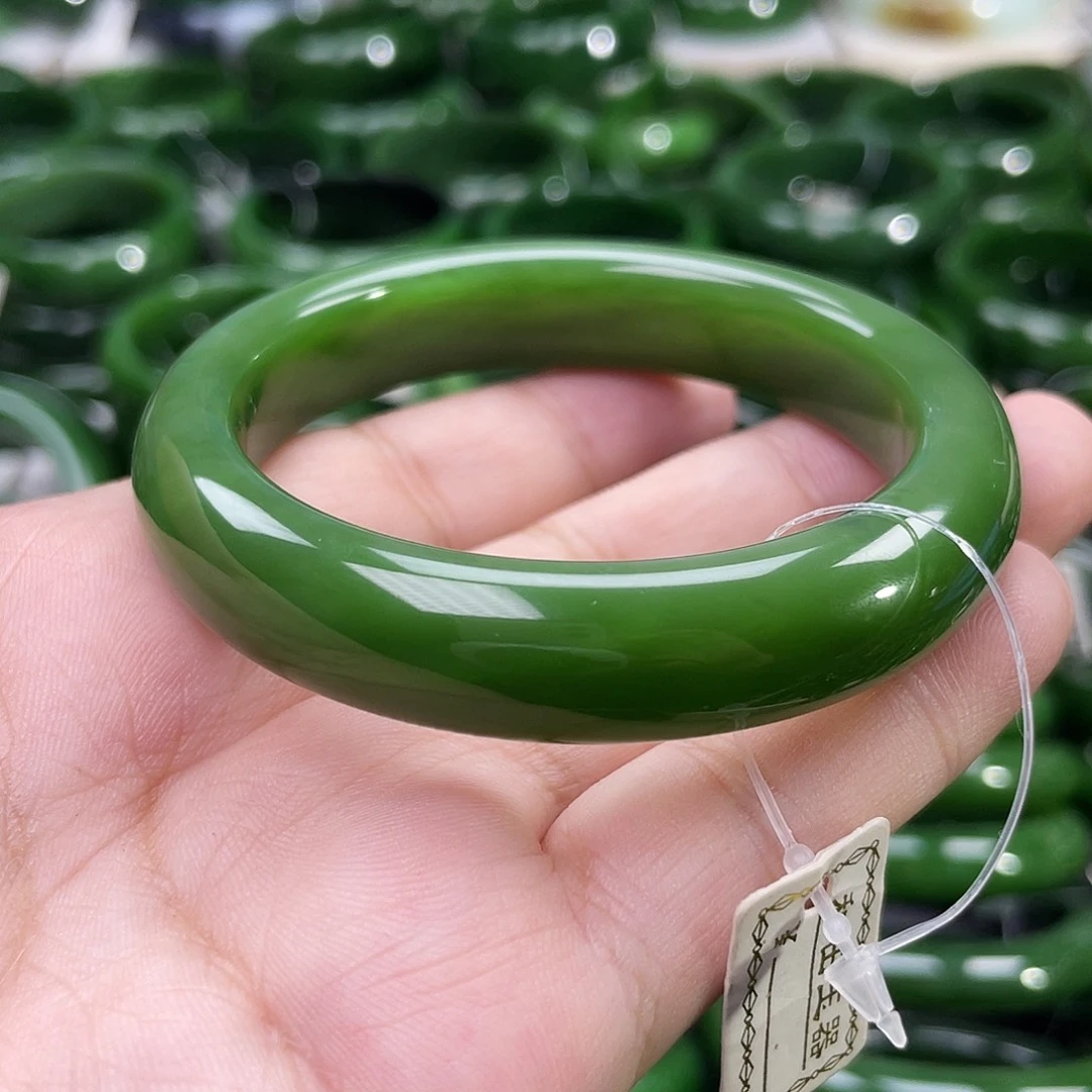 未镶嵌手镯和田玉（碧玉）