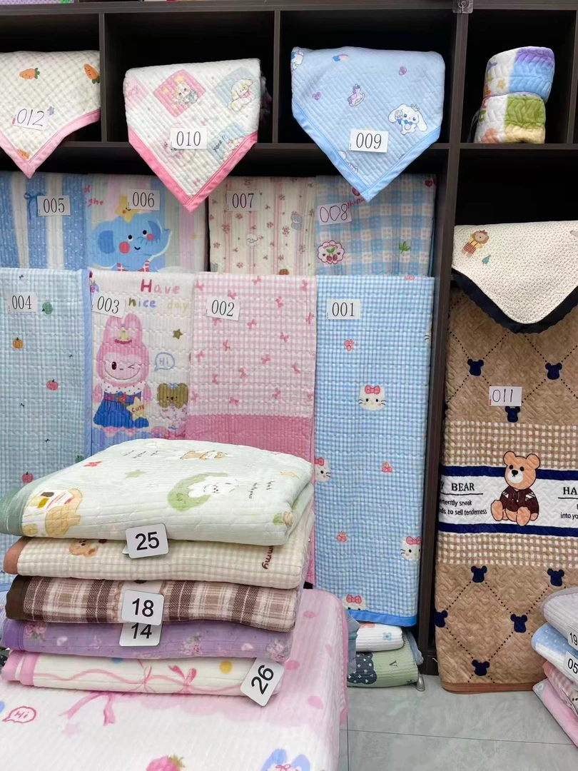 母婴A类级别各种款式床品全部清±5公分（人工裁剪介意勿拍）