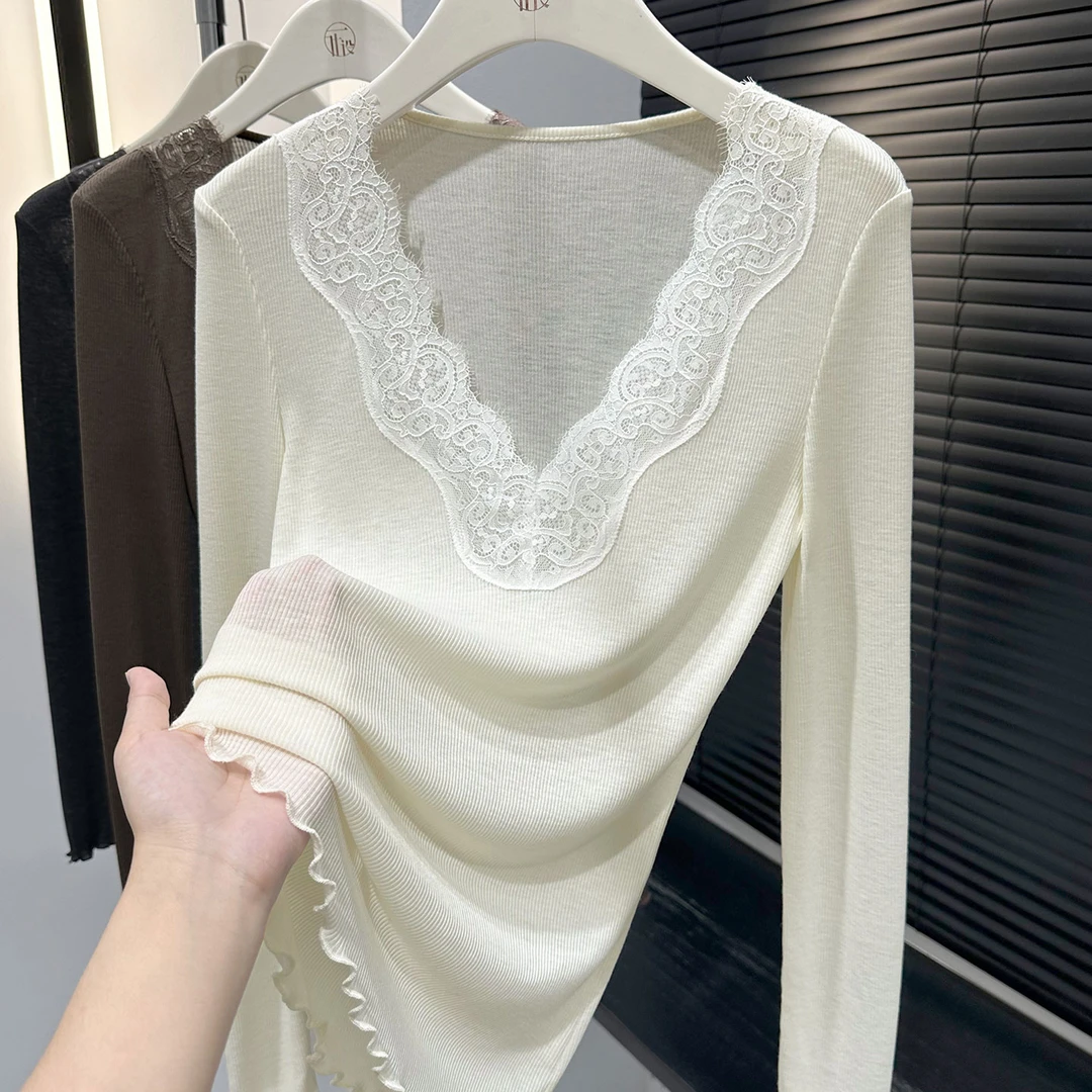百搭白色花边v领长袖针织打底衫女秋冬新款木耳边气质内搭薄上衣