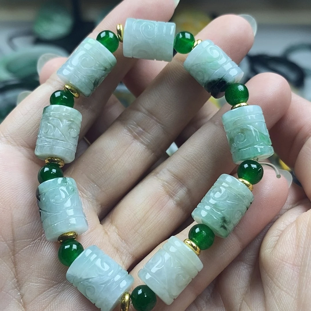 翡翠未镶嵌颈饰手串