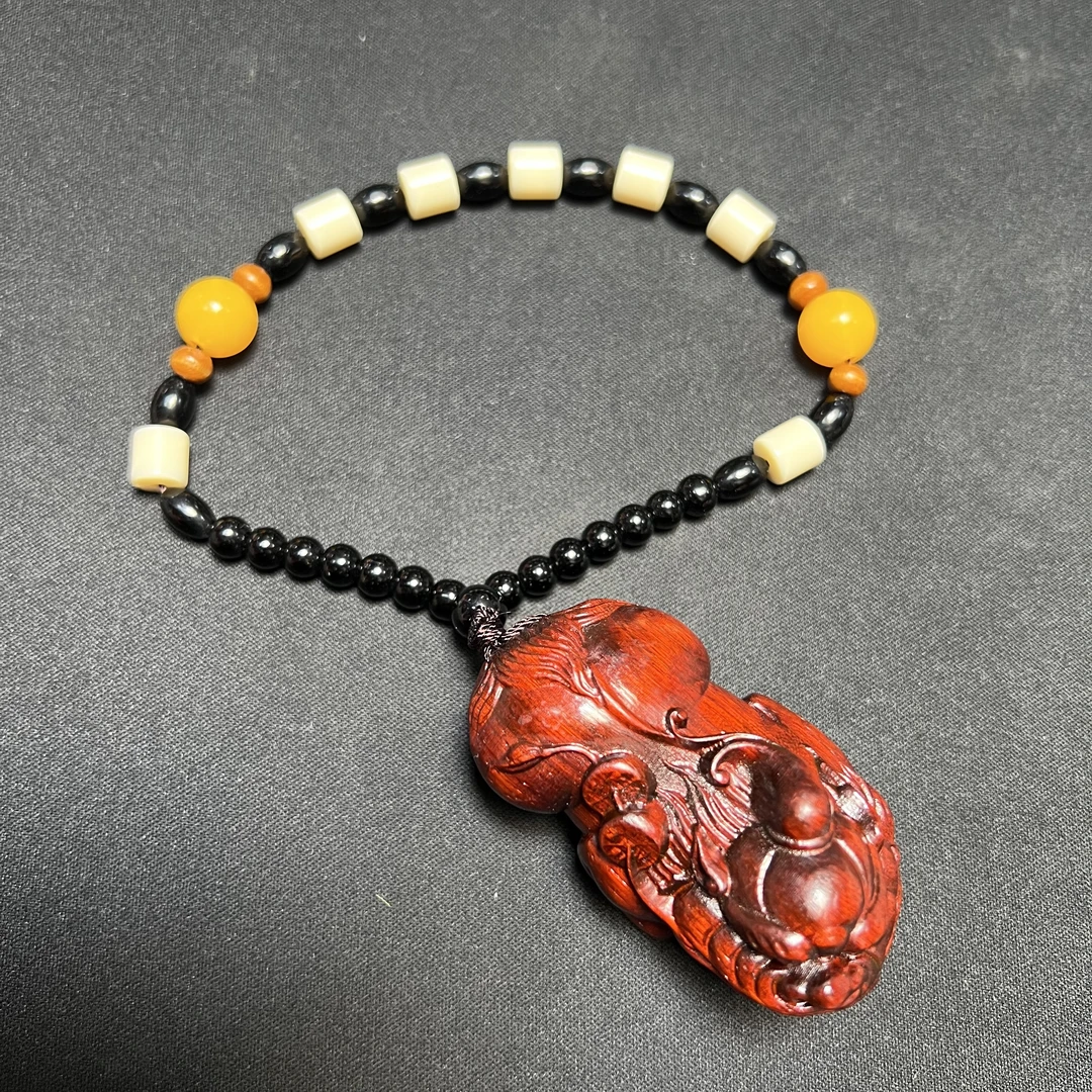 XY021小叶紫檀貔貅手把件（无礼盒）