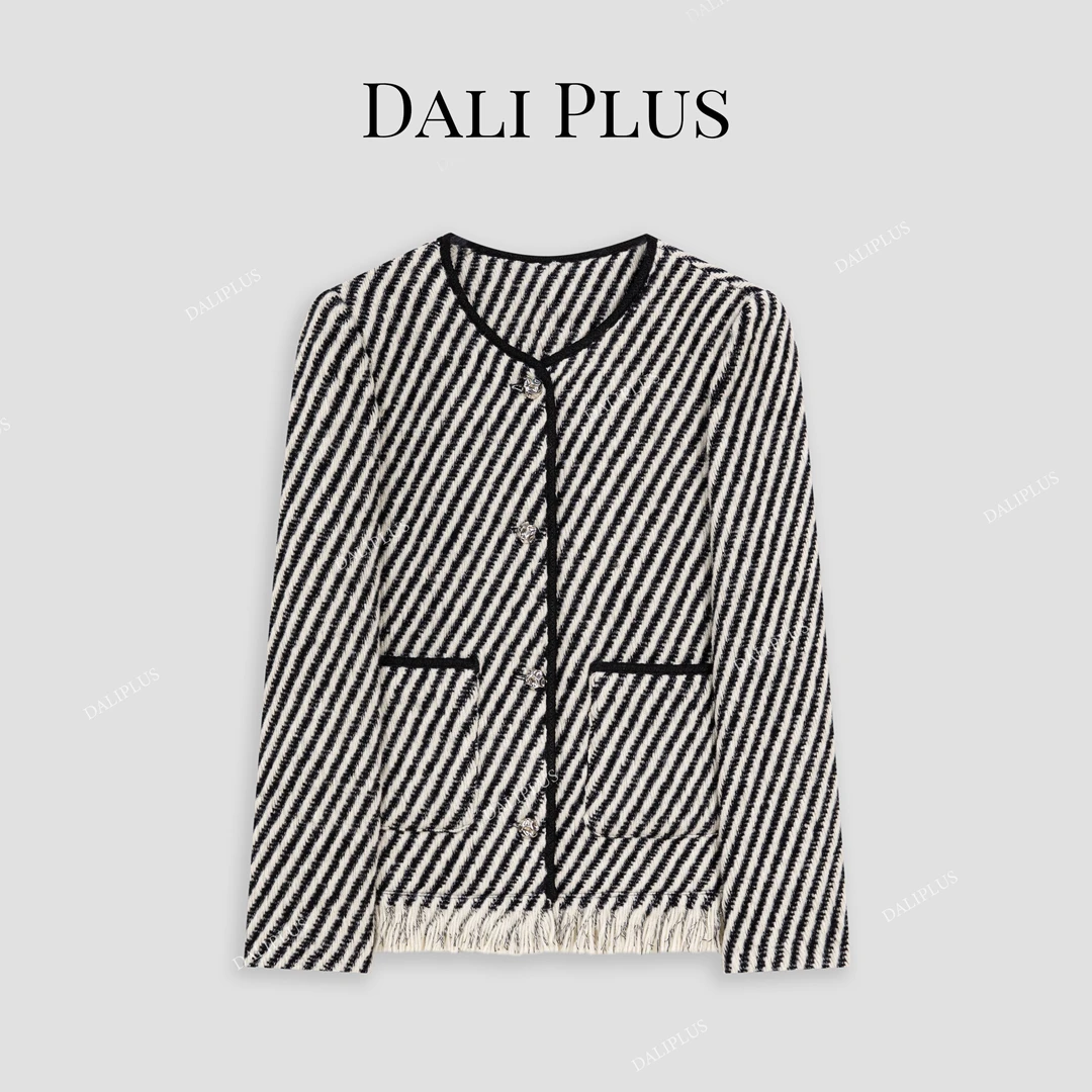 DALI PLUS高级感羊 毛斜纹圆领包边流苏下摆小香风外套-2287087