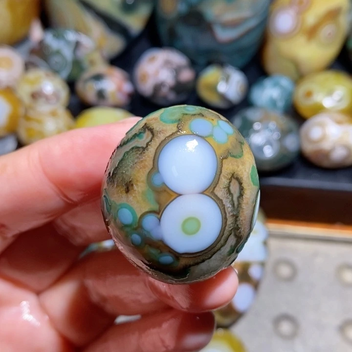 未镶嵌玛瑙/玉髓珠宝半成品111