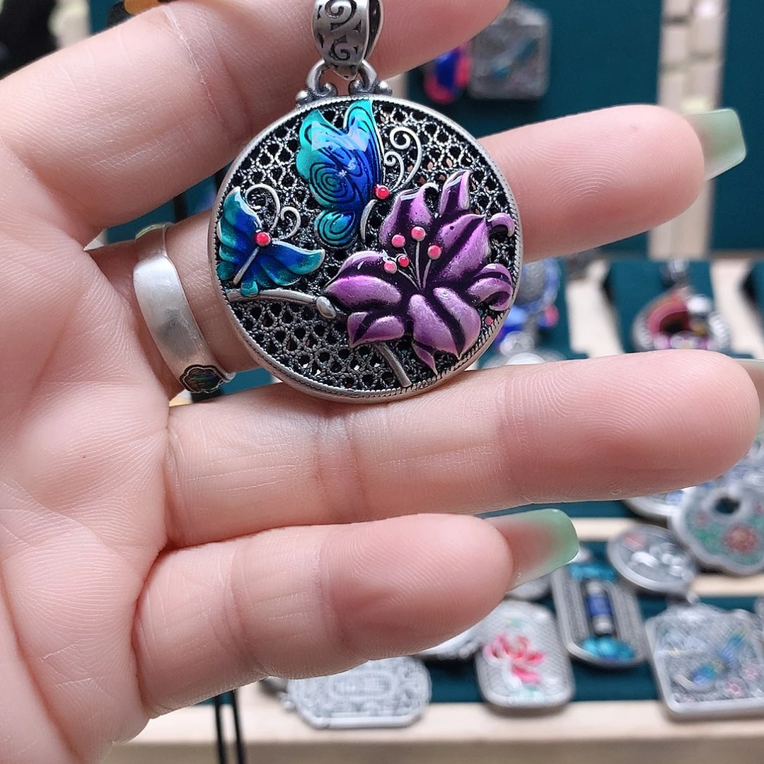 足银玻璃足银吊坠