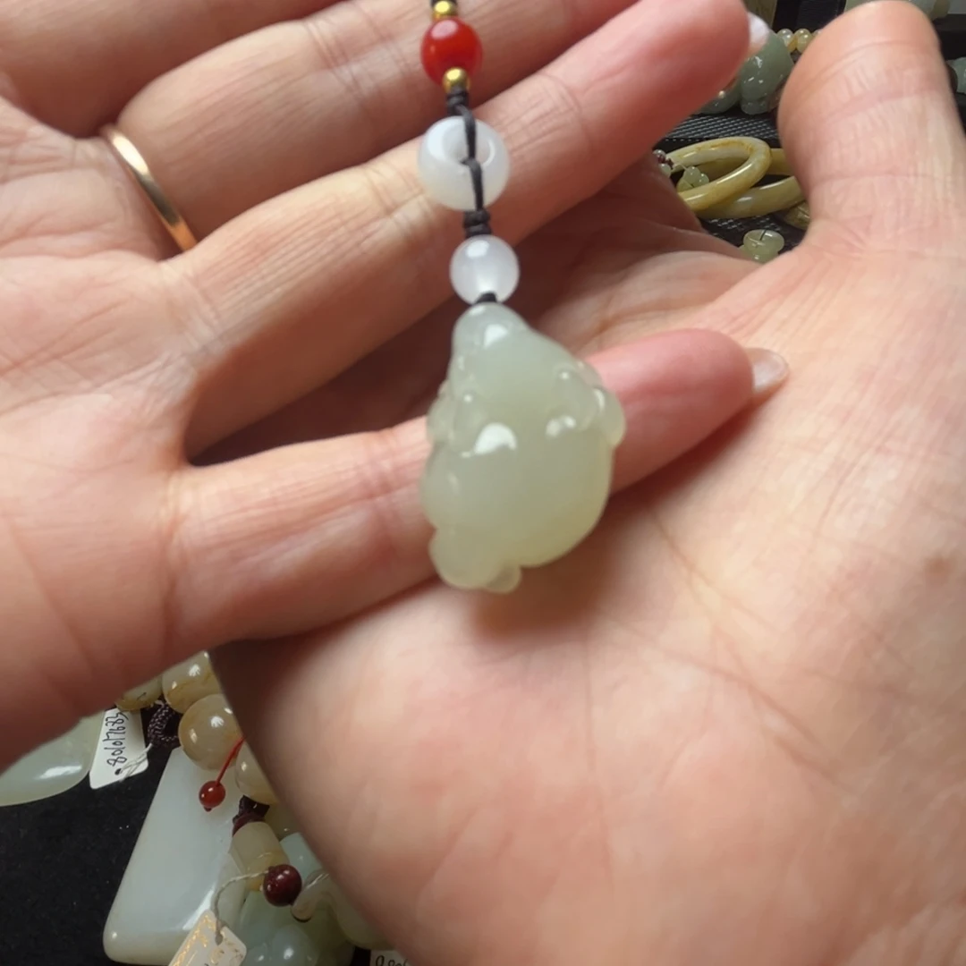 和田玉未镶嵌吊坠(不含链)