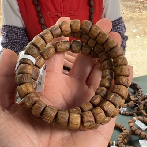 沉香手串东江绿卡0.8多样性发1条