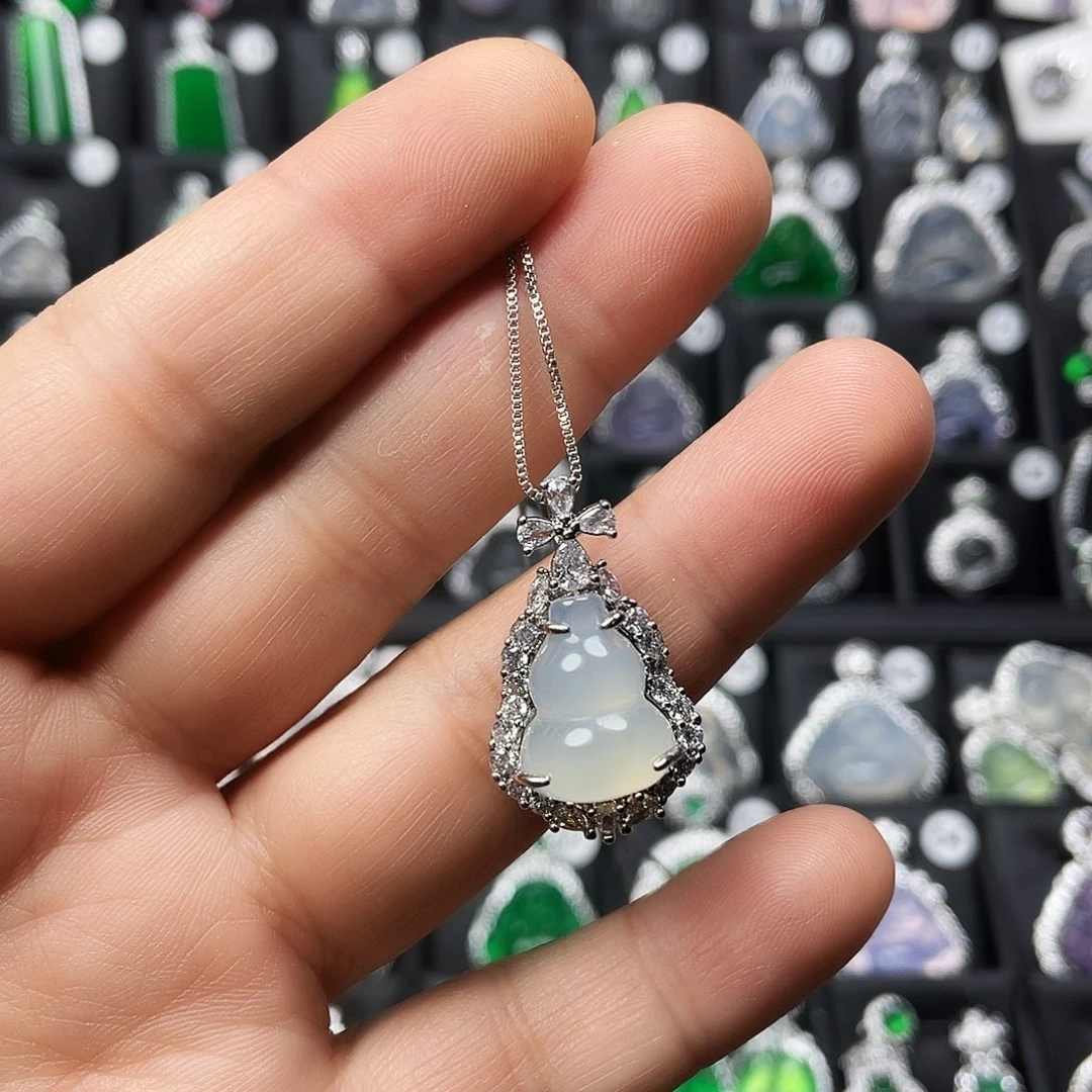 玛瑙/玉髓颈饰合金
