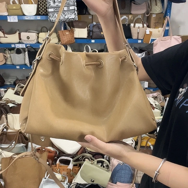 水牛皮（革）112健健康康平平安安