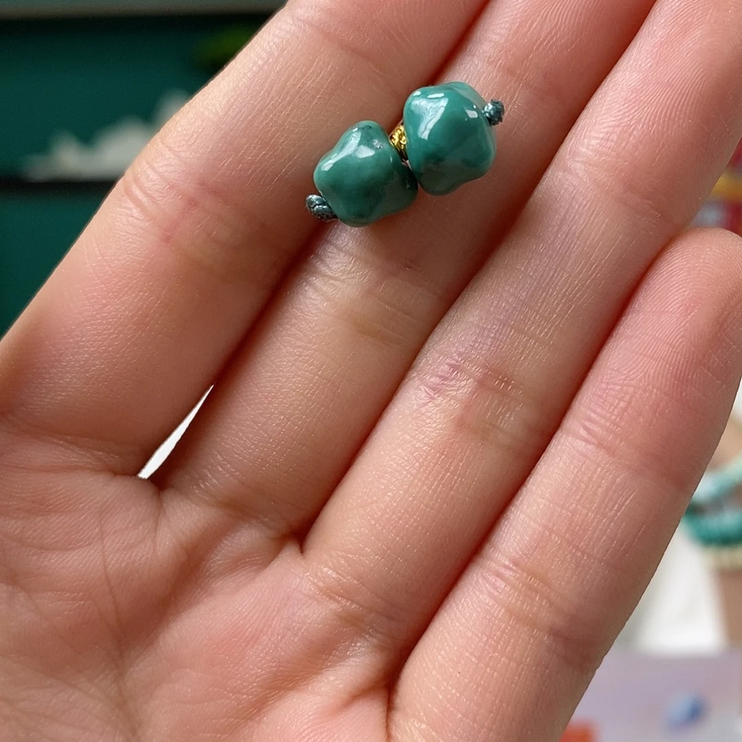 不***姜绿松石未镶嵌珠宝奇石