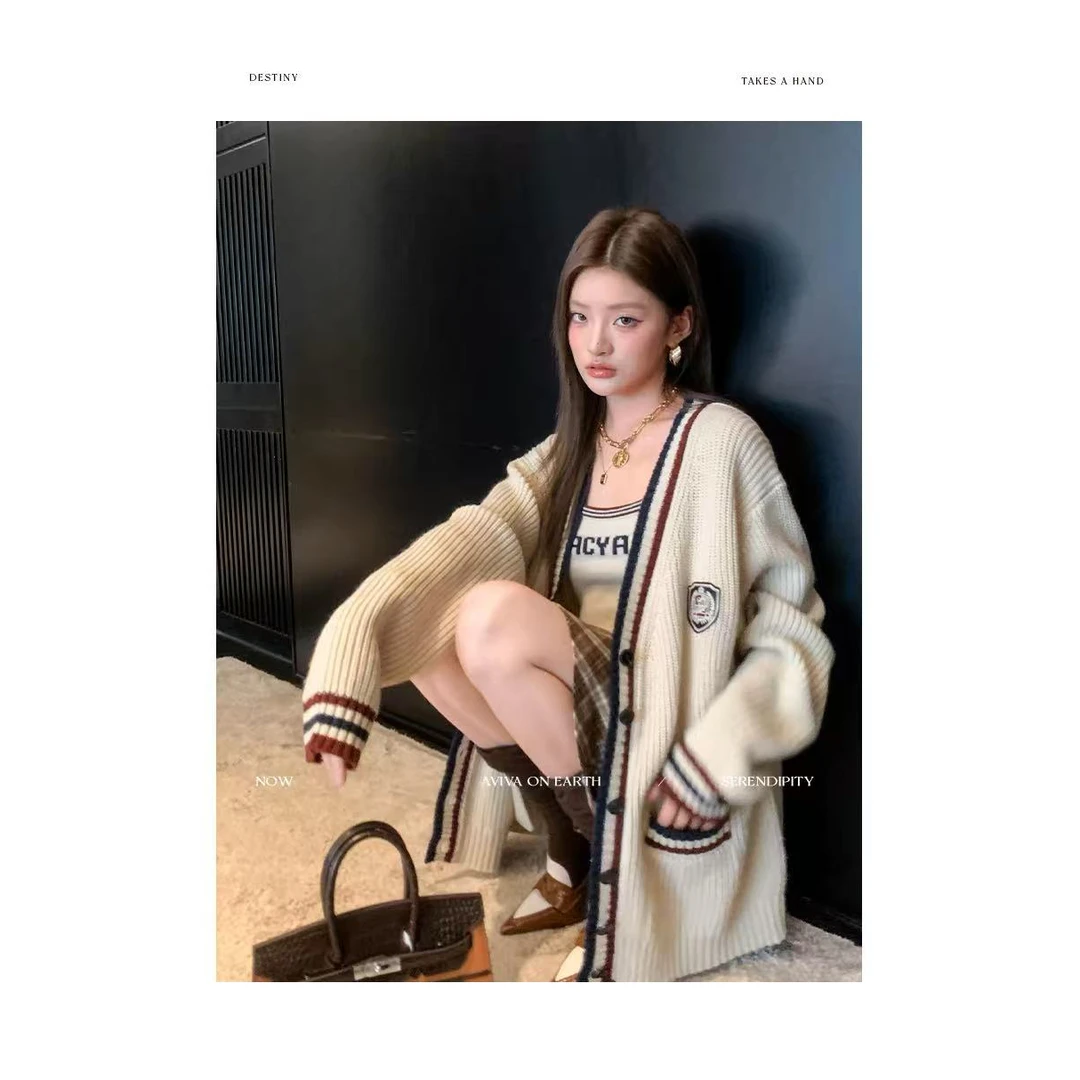 小香羊毛套装开春绣花背心针织开衫小香外套外穿时尚百搭宽松