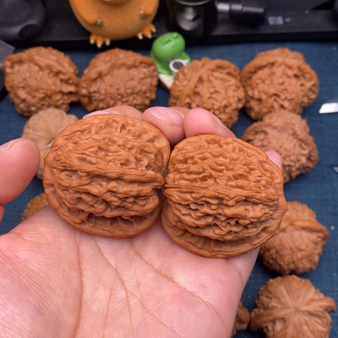 文玩核桃把件42麦穗虎头全品48克