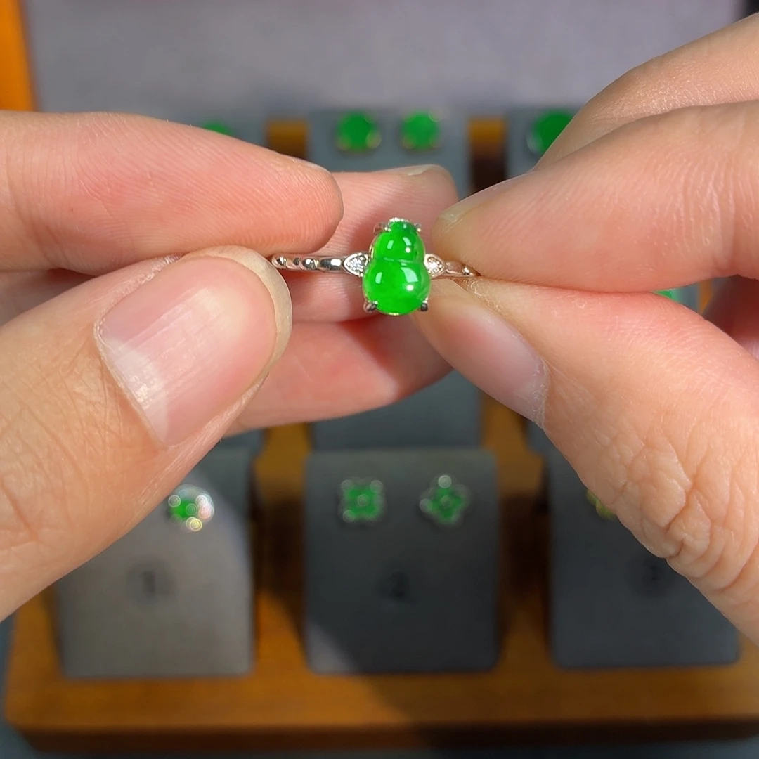 翡翠银S925镶嵌耳饰戒指