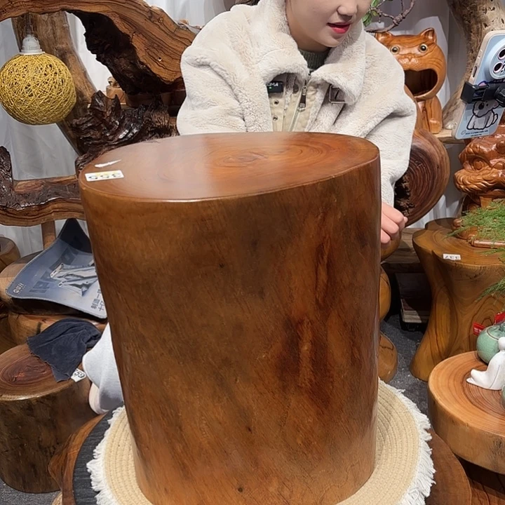 超***哥香樟木香樟木根雕凳子一物一拍长38宽29高45