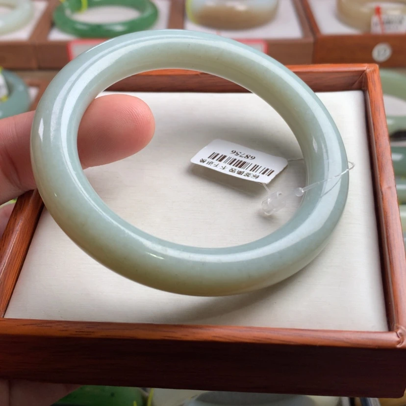 【闪购商品】和田玉手镯未镶嵌12号链接，61.6