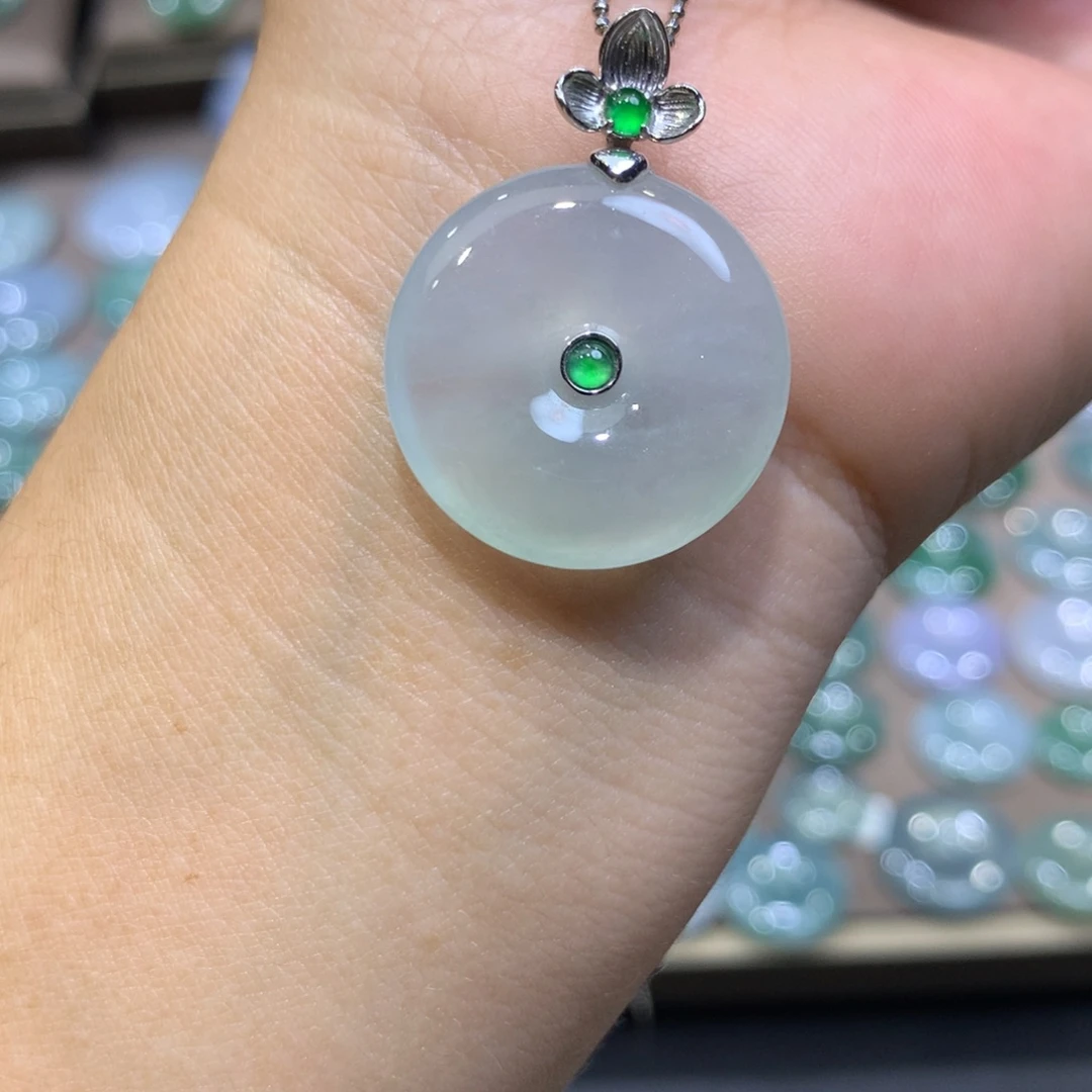 翡翠18K金镶嵌颈饰平安扣裸石22.2^5.6