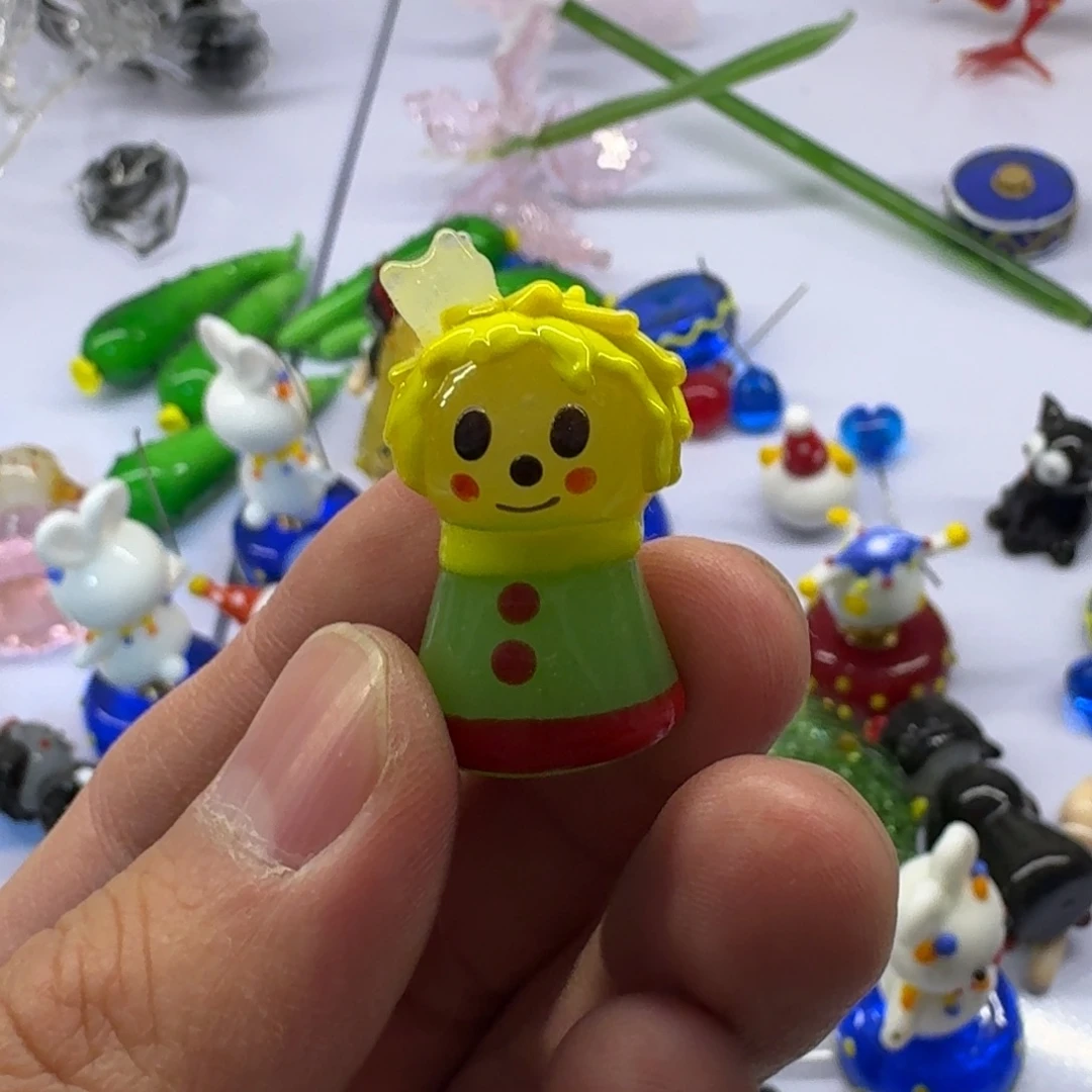 小***予琉璃手工艺品王子