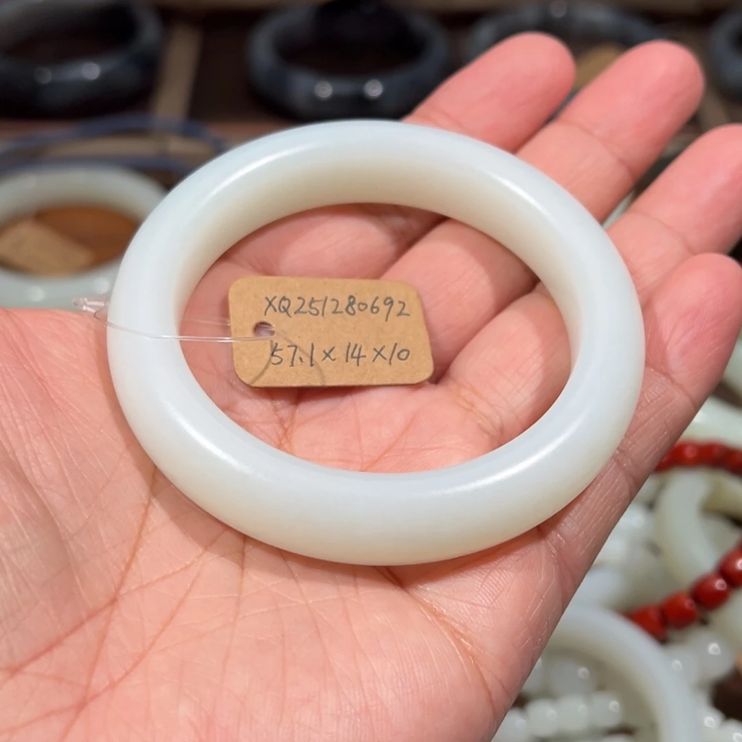 和田玉未镶嵌手镯57.1mm