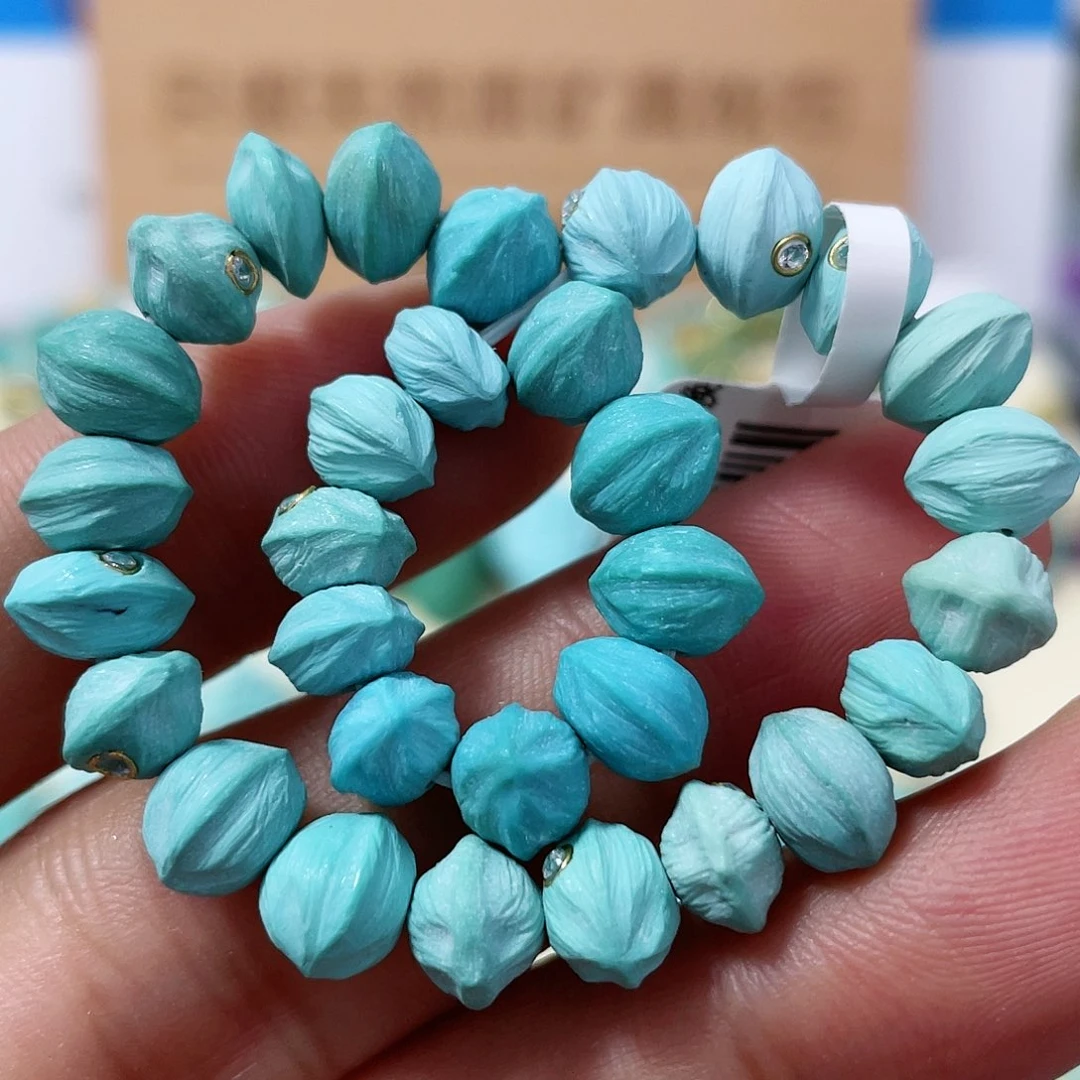 绿松石配饰未镶嵌