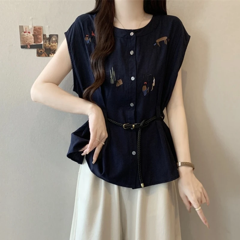 大码法式刺绣腰带无袖衬衫女夏季微胖MM修身显瘦百搭洋气收腰上衣