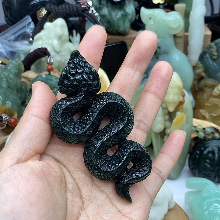 岫玉未镶嵌吊坠挂件