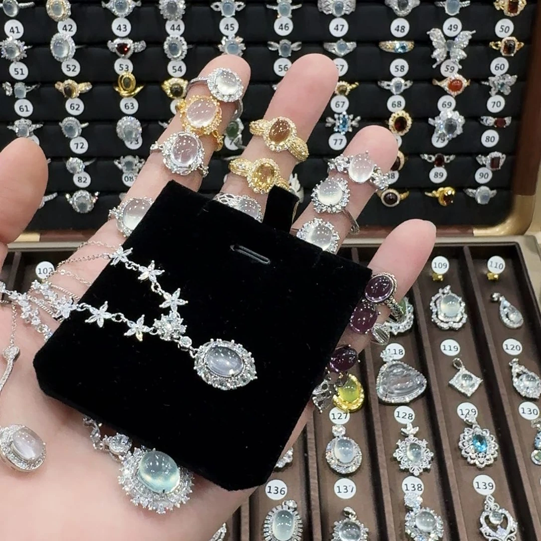 芙蓉石颈饰银S925镶嵌热**剑