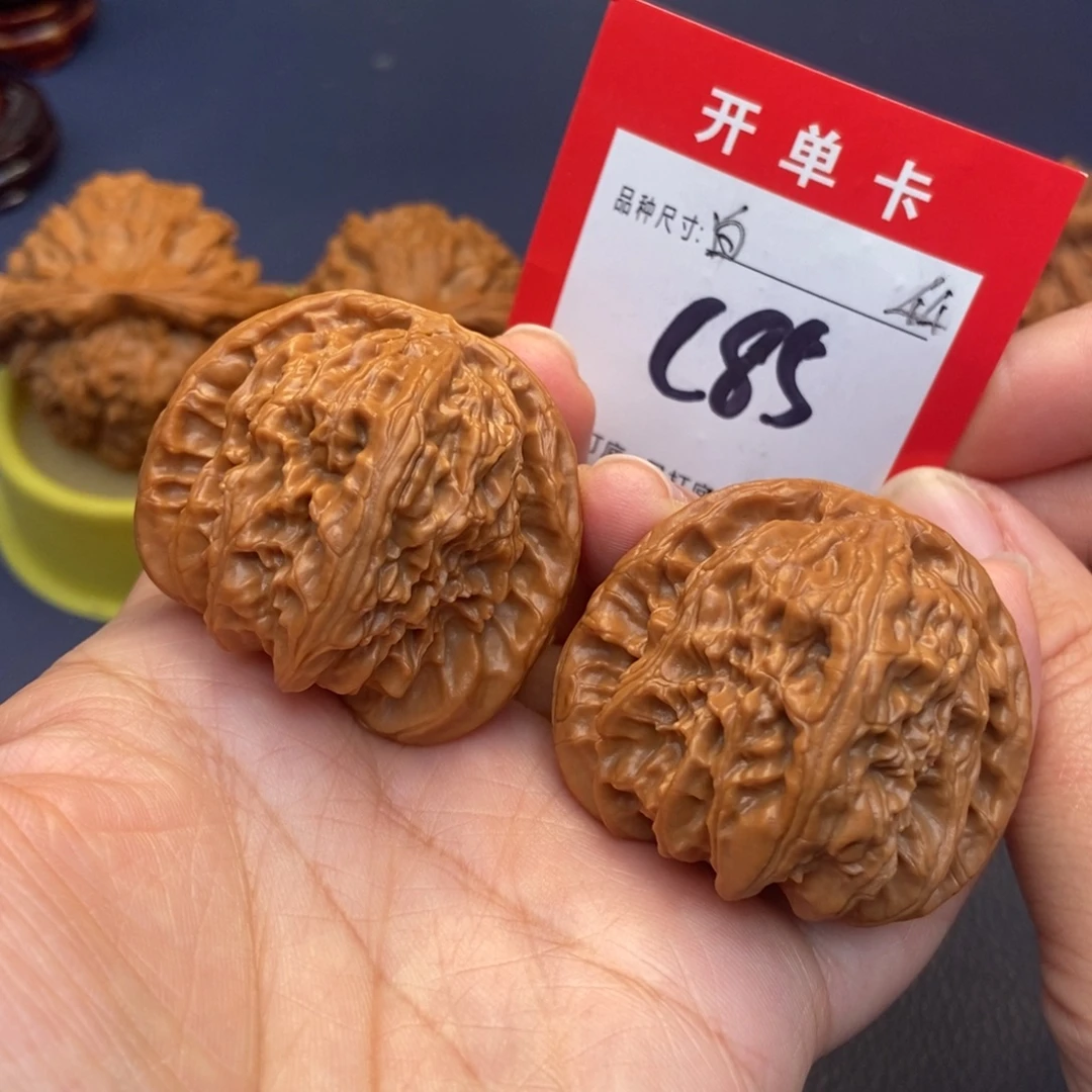 文玩核桃吊坠文玩核桃