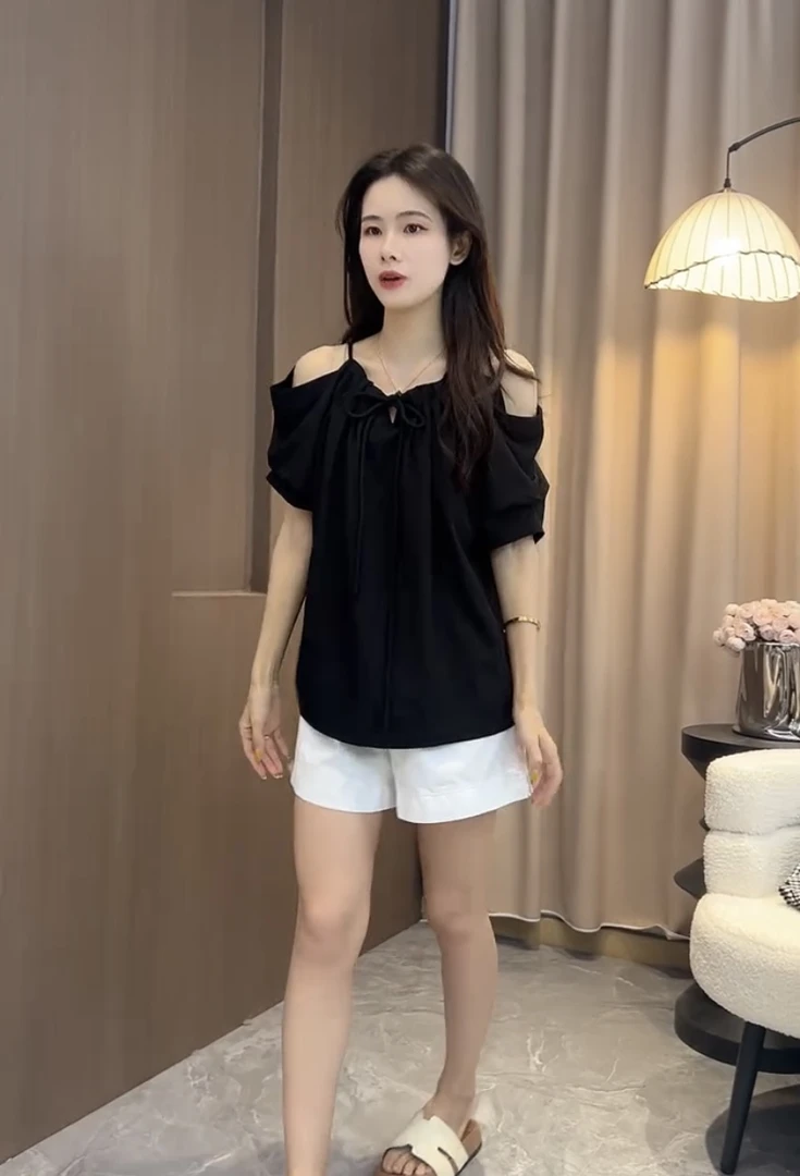 女夏季新款一字领上衣气质韩版2025小众设计感别致露肩时尚辣妹
