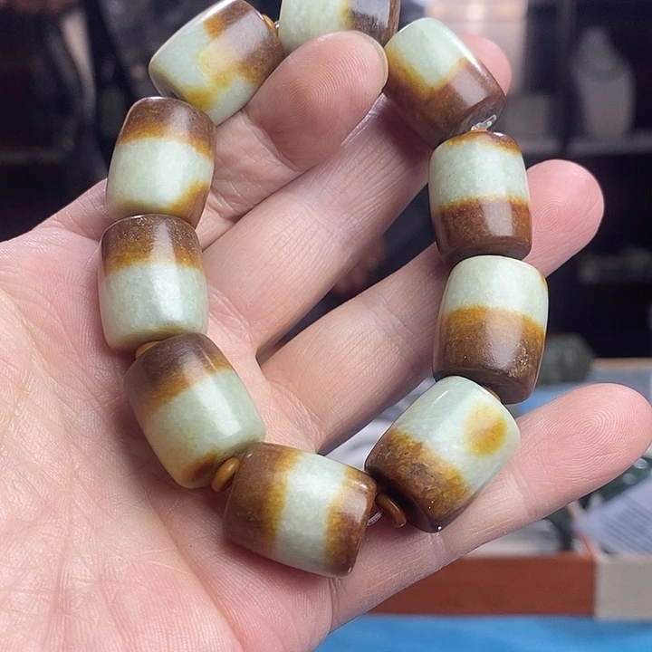 和田玉未镶嵌手串