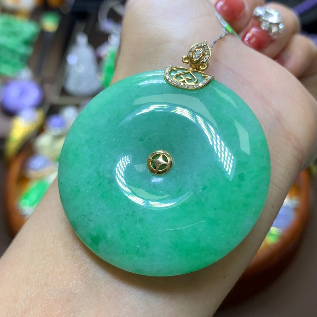 【闪购商品】翡翠颈饰18K金镶嵌翡翠