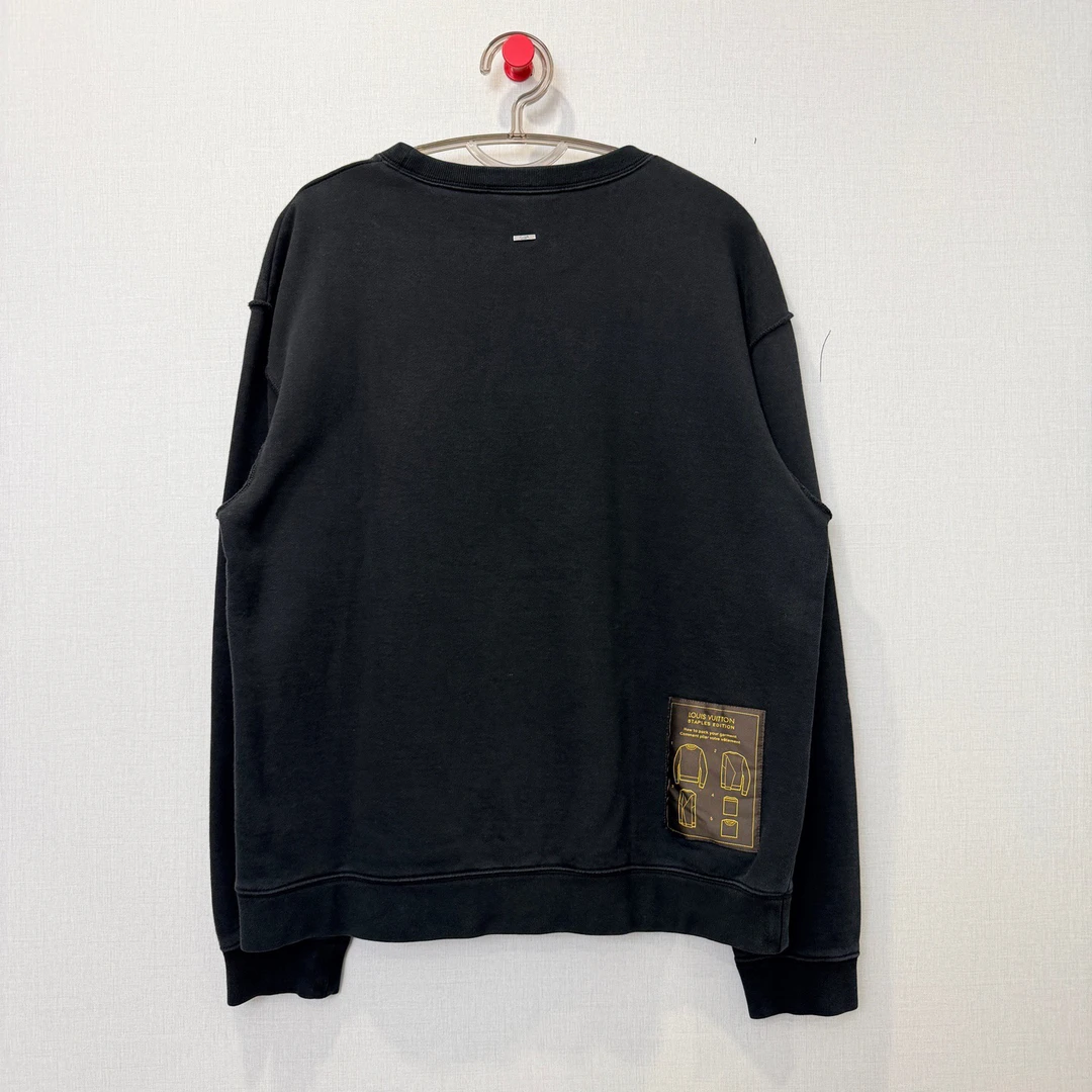 99新 LouisVuitton/路易威登 说明书卫衣 尺码：M 10196