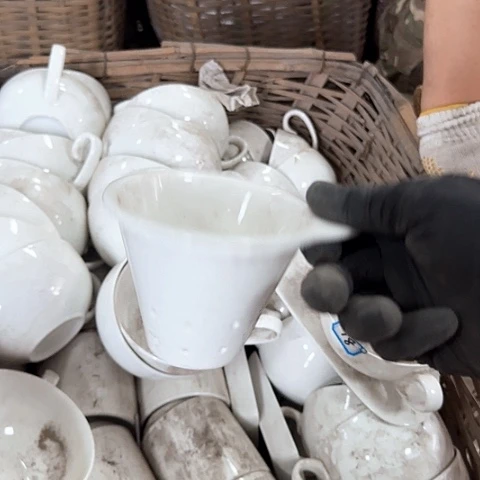 瓷片国营厂库存微瑕9厘米