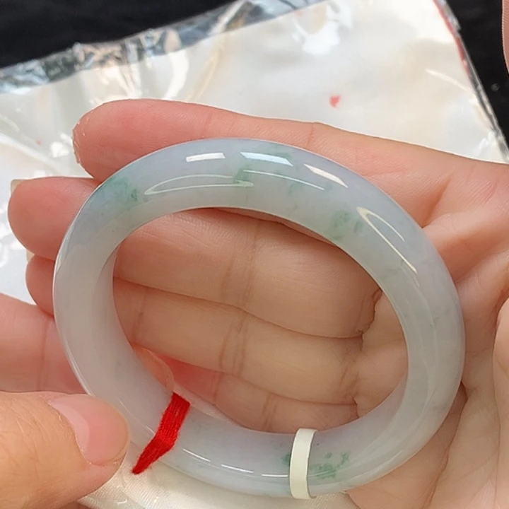 翡翠未镶嵌手镯手镯52