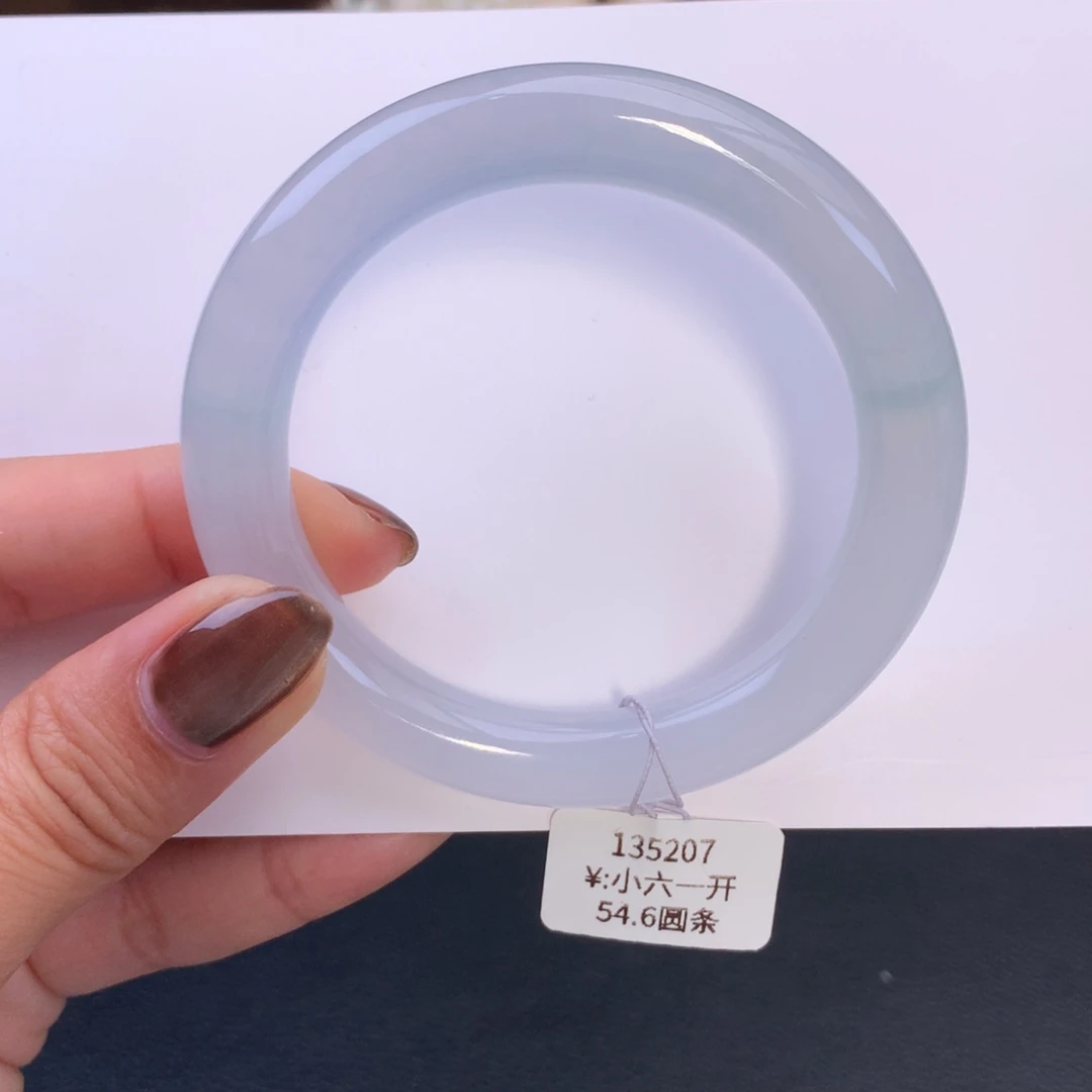 翡翠手镯未镶嵌冰莹光白圆条手镯（小六一开询价）