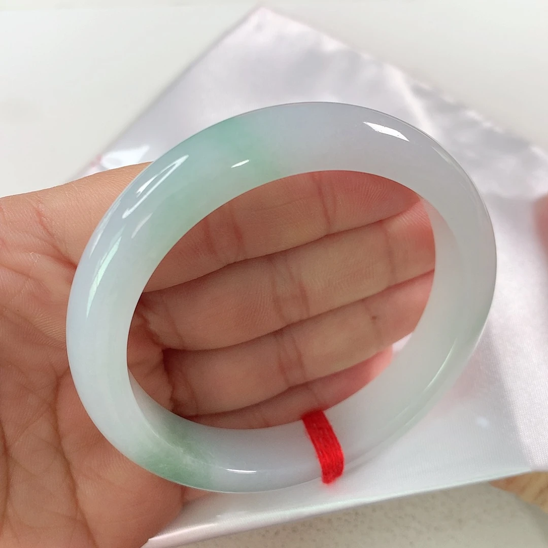 翡翠手镯未镶嵌⑨②