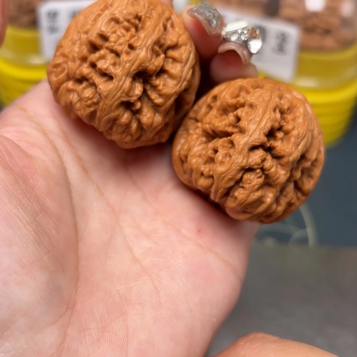 文玩核桃吊坠39-12279-02