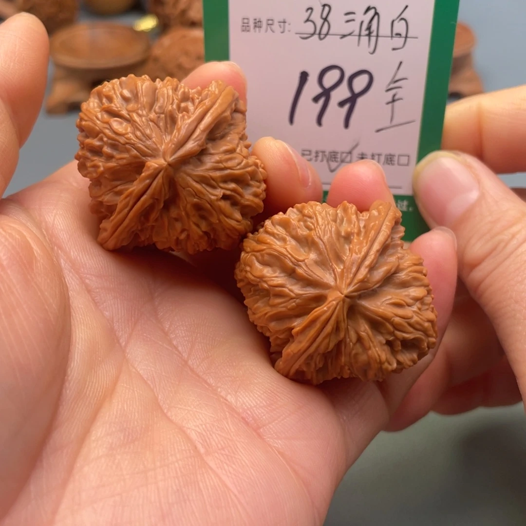 桃核把件文玩核桃