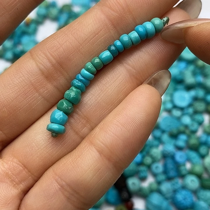 绿松石未镶嵌珠宝奇石