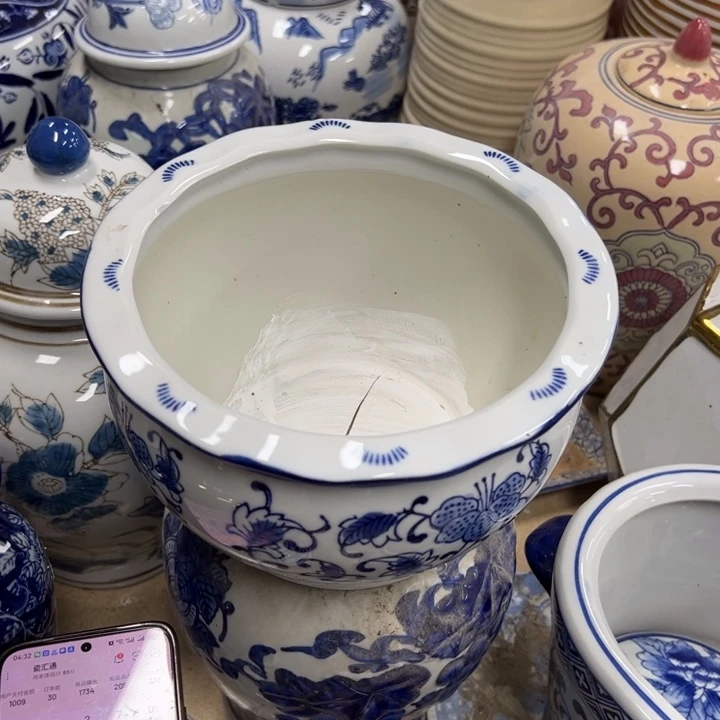 微瑕陶瓶。。。。。。。。。