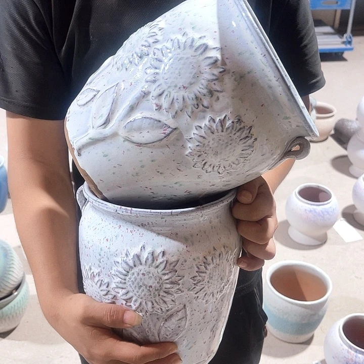 紫砂花盆口径20高度24两只正品