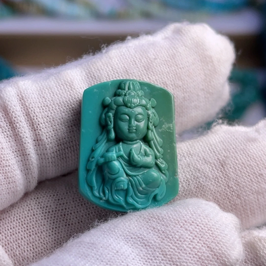 绿松石未镶嵌珠宝奇石