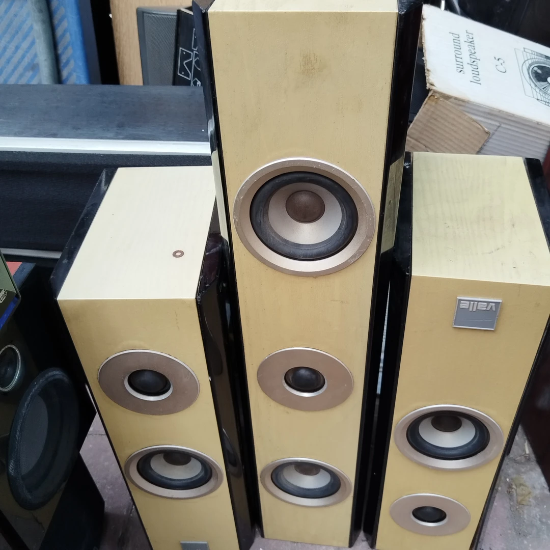 未使用  威三件套，成色如图，不包邮，无七天无理由退货