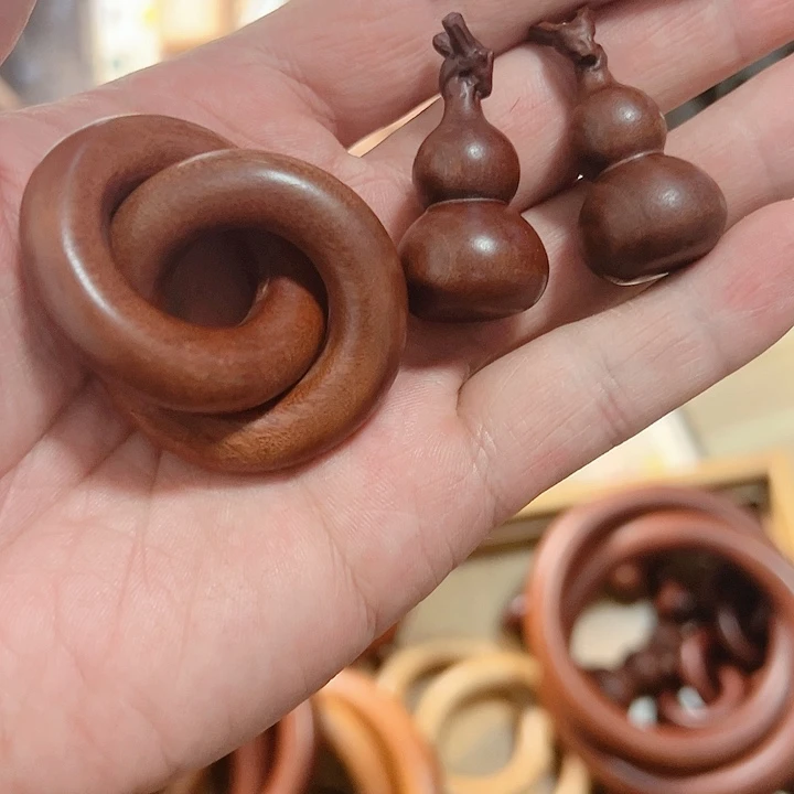 谦***营枣木枣木老料乾坤圈小葫芦三件100米