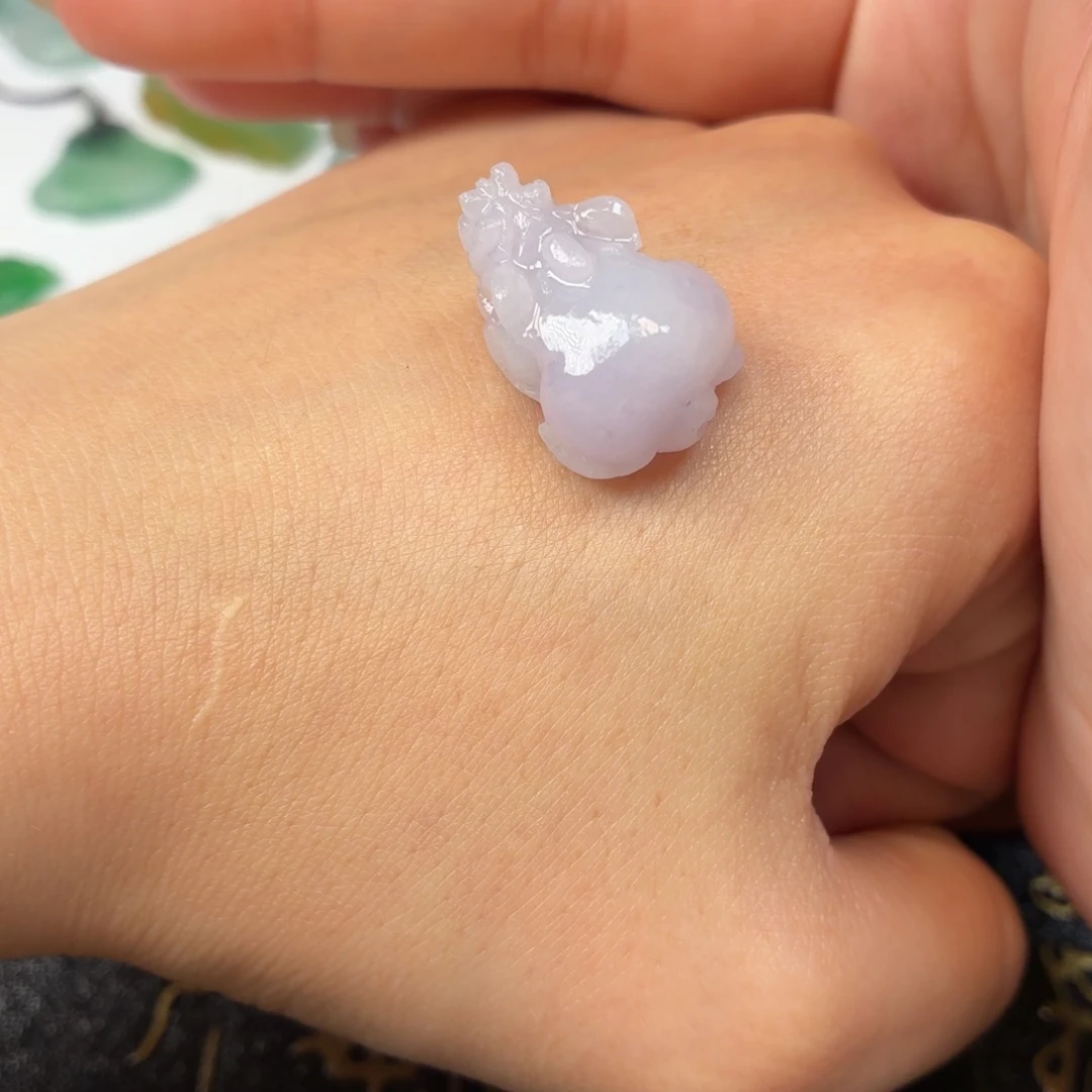 定制翡翠未镶嵌貔貅