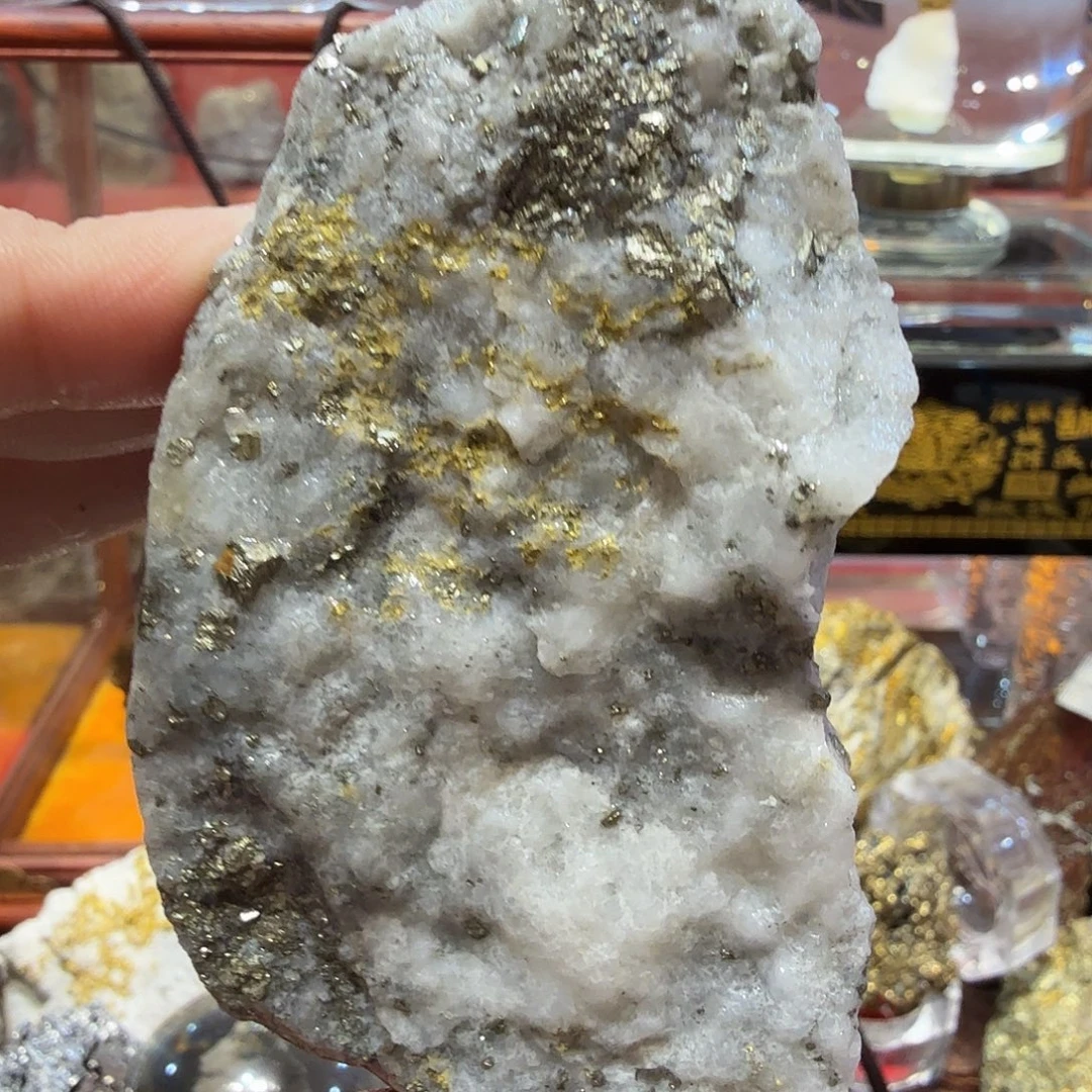 可182.6g聚金阁天然明金矿