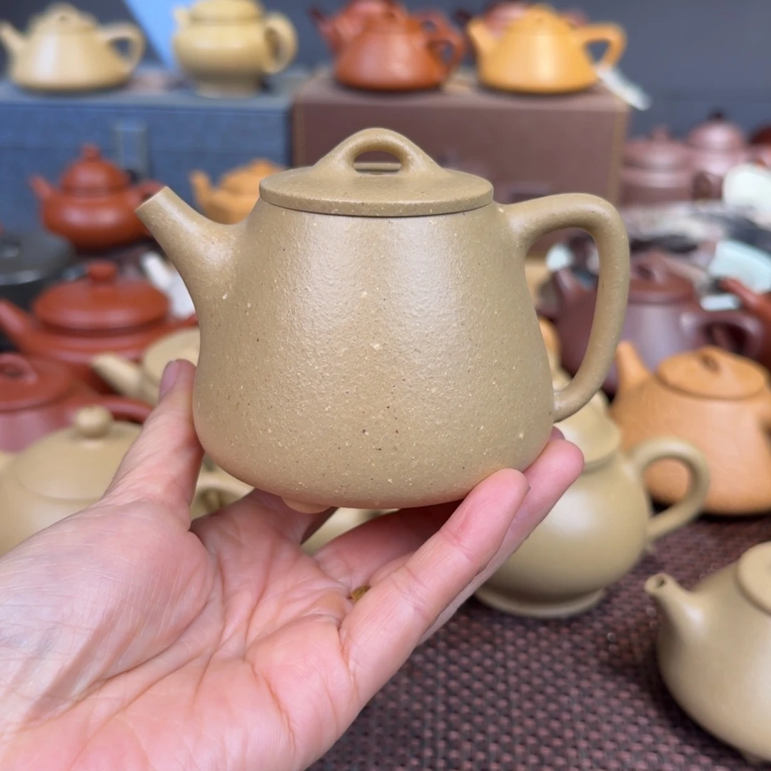 本山绿泥茶壶微瑕梨皮230毫升到手退280元