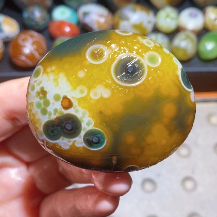 未镶嵌玛瑙/玉髓珠宝半成品6