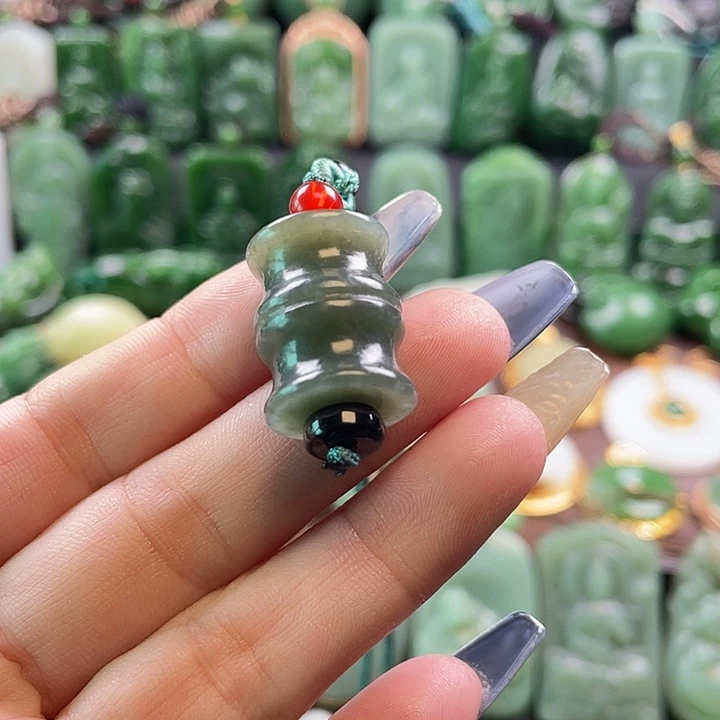 ****糊和田玉未镶嵌挂件