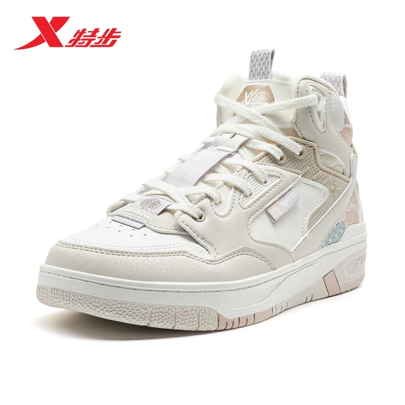 【CNY中邦】特步25春秋新款女士潮鞋百搭时尚复古中邦975118310021